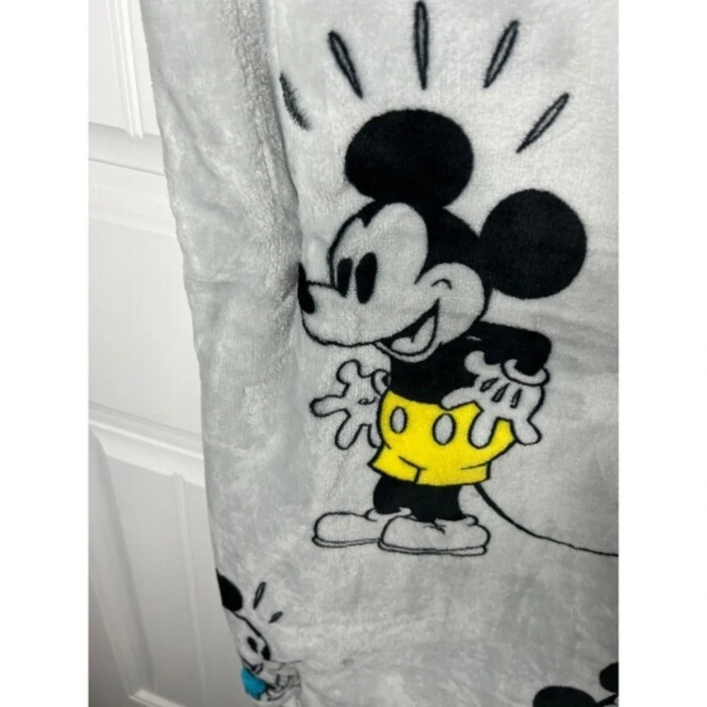 Disney Mickey Mouse Plush Throw Blanket 50